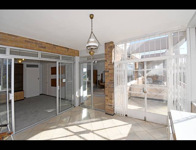 2 BEDROOM APARTMENT FOR SALE IN RIVIERA